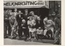 Sem Presser (1917-1986)  - 
Watching cycling race in the Jordaan, Amsterdam -
Postcard - 
B1141-1